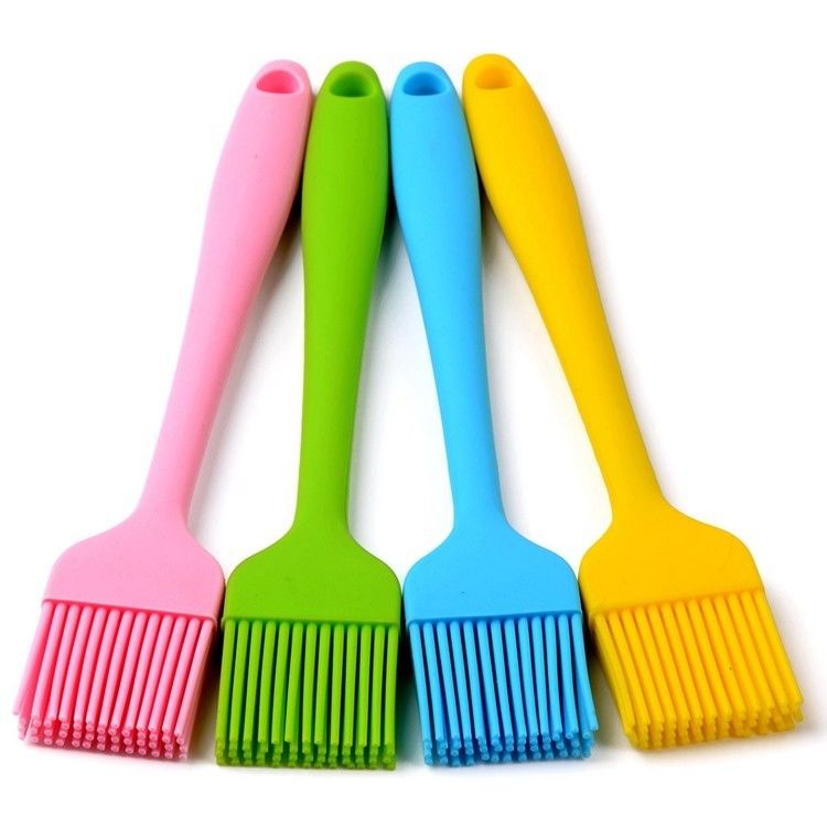 Solid Core And Hygienic Silicone Pastry Brush , Silicone Basting Brush For BBQ