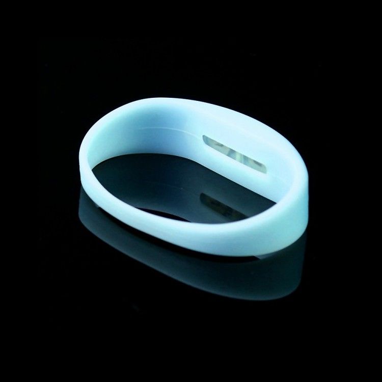 2018 Amazon Hot Selling Pink Glow Bracelet Light Up Custom Wristband High Quality Silicone LED Bracelet