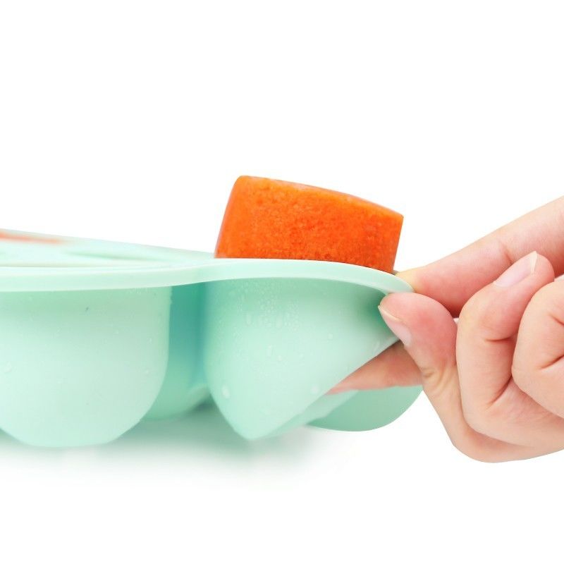 Non - Stick Finish Silicone Ice Trays Prevent Channeling Taste For Baby