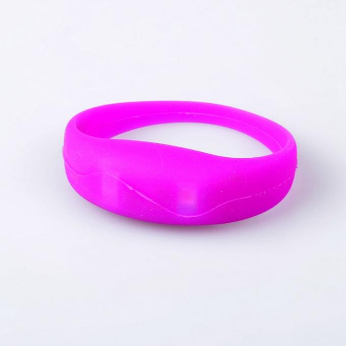Unisex RFID Silicone Bracelets No Harm To Human Body Customized Color