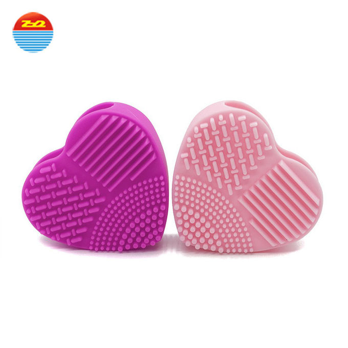Protect Brush Heart-shaped Silicone Cleaning Pad , Silicone Face Scrub Pad With Holder