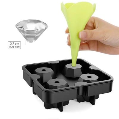 Portable Diamond Shaped Ice Cubes Mold Nontoxic Stackable Practical