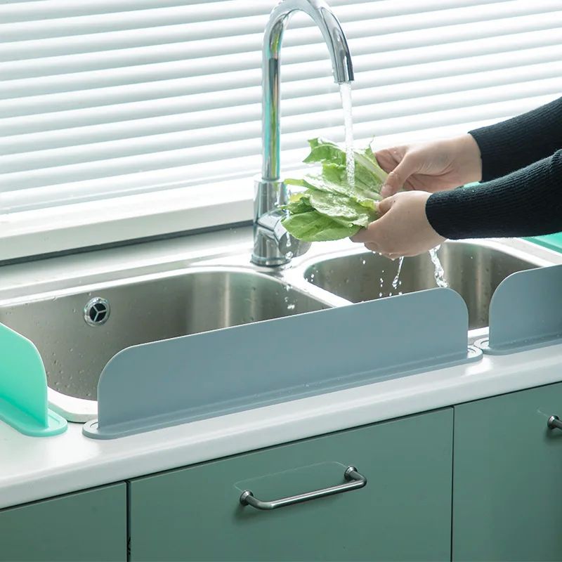 Lightweight Silicone Sink Splash Guard , Reusable Kitchen Sink Backsplash Protector